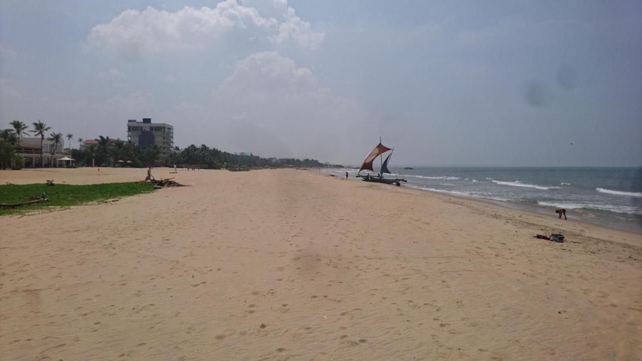 Sandani Apartments Negombo Buitenkant foto